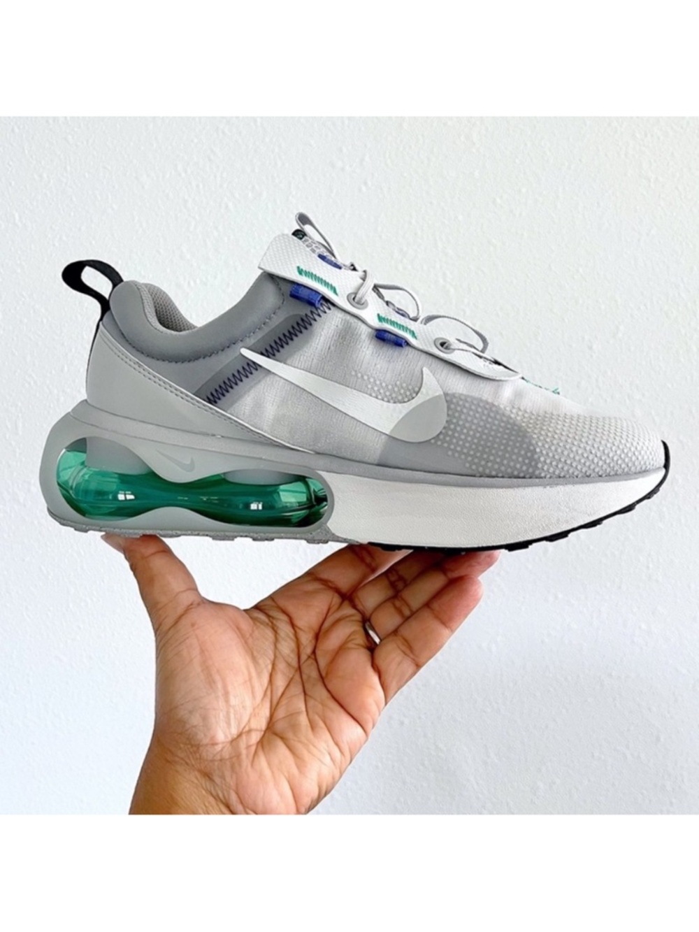Nike Air Max 2021 Photon Dust Clear Emerald Sneakers Size 7Y/ 8.5 Women